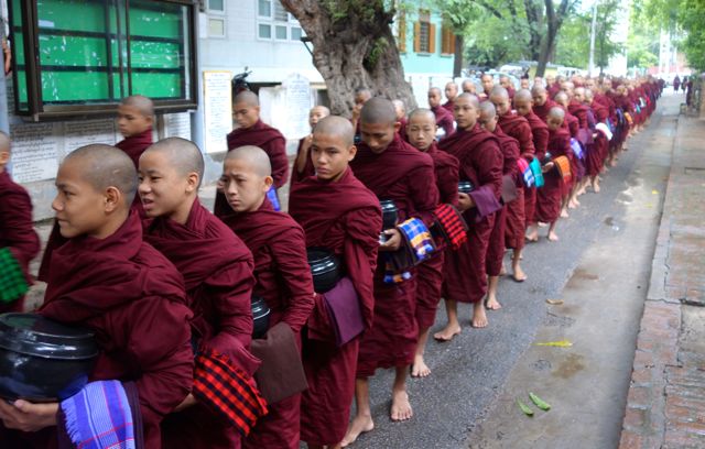 Monks Maha Gandayon monastery Mandalay
