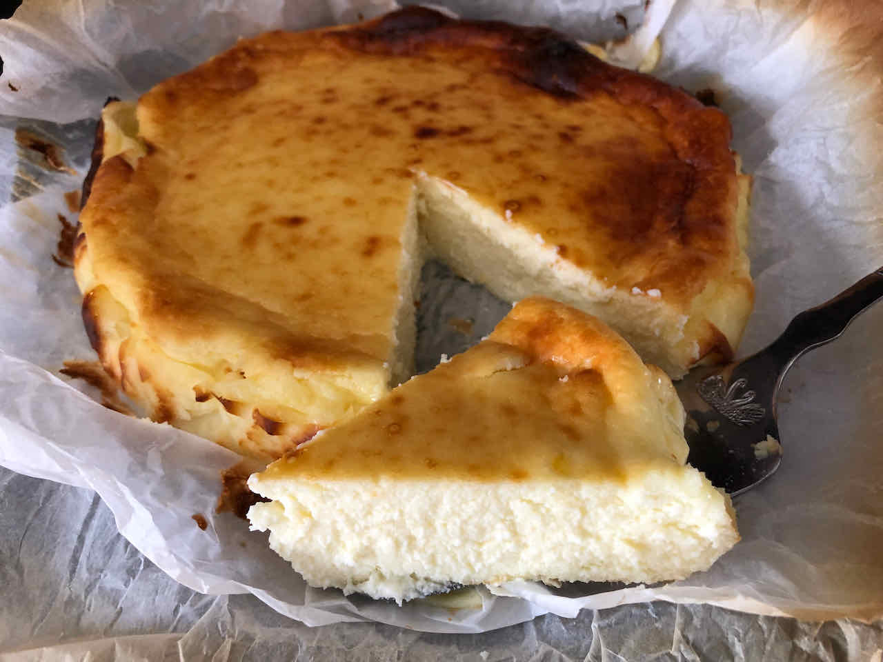 Cheesecake Basque style