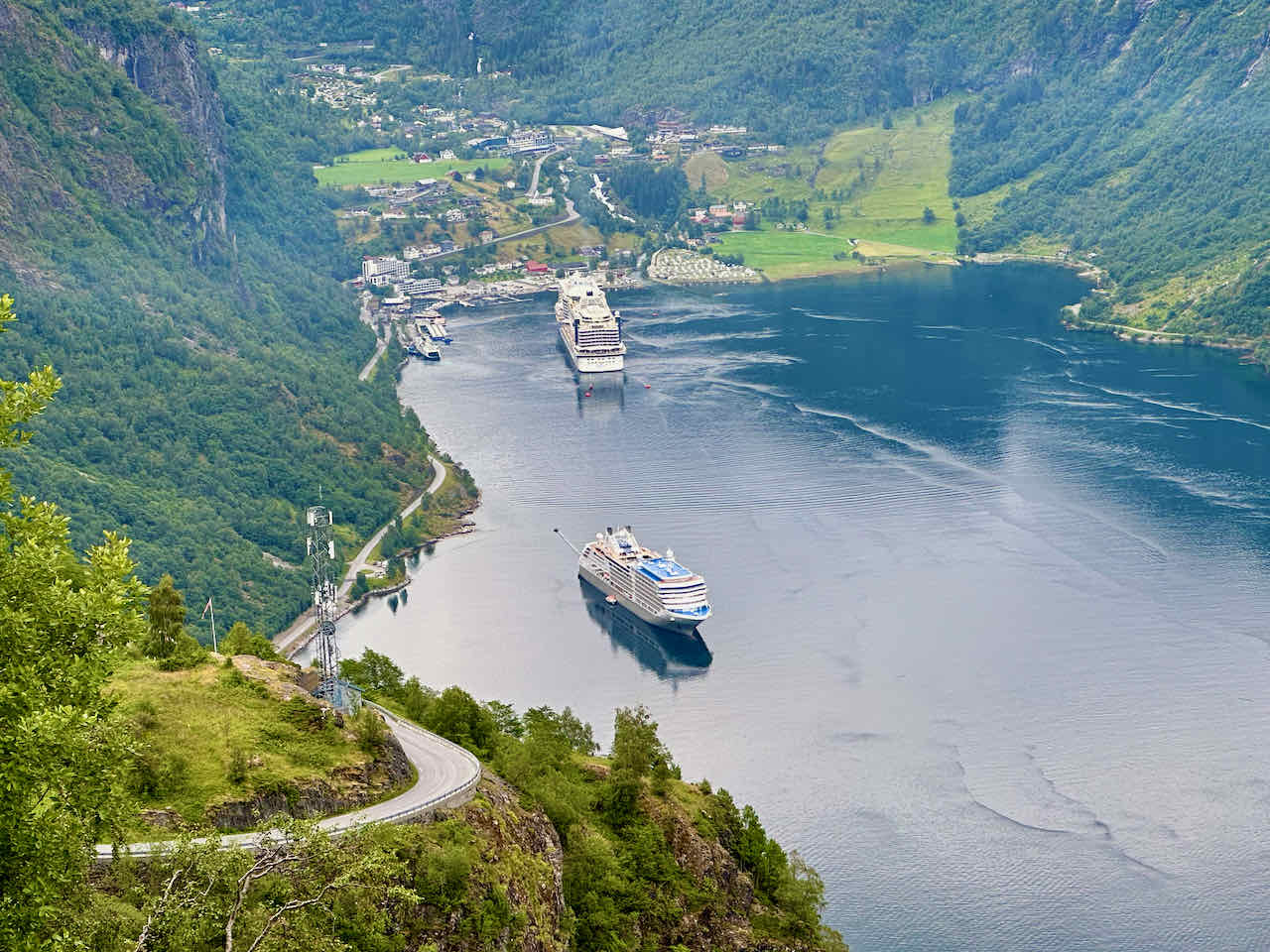 We compare Seabourn to Silversea (with a surprise winner)