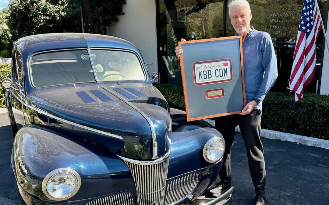 Stephen Henson Kelley Blue Book 1941 Ford Deluxe