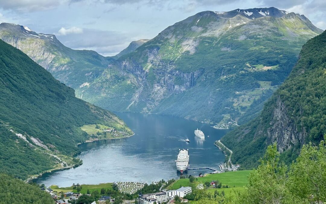 Take a luxury cruise or plan your own trip?